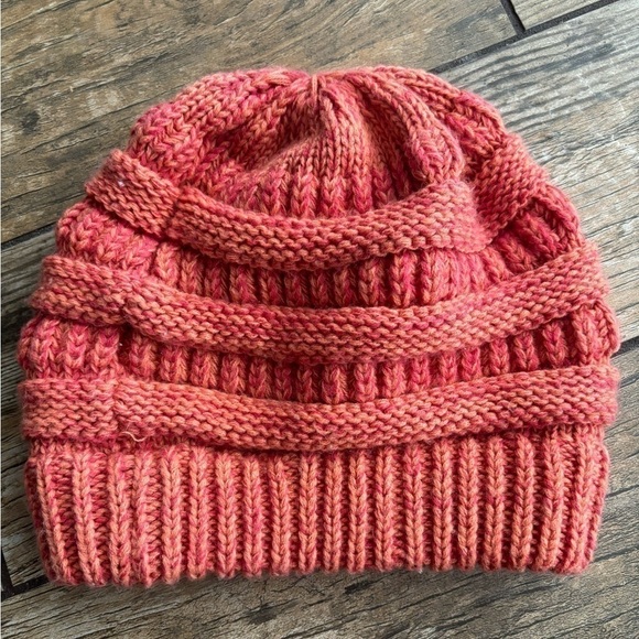 C.C. Winter Chunky Hat Peach Pink Orange - Picture 5 of 5